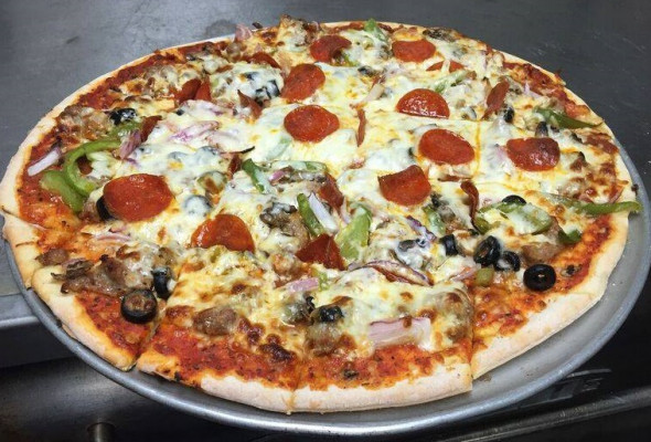 Tucci Supreme Pizza
