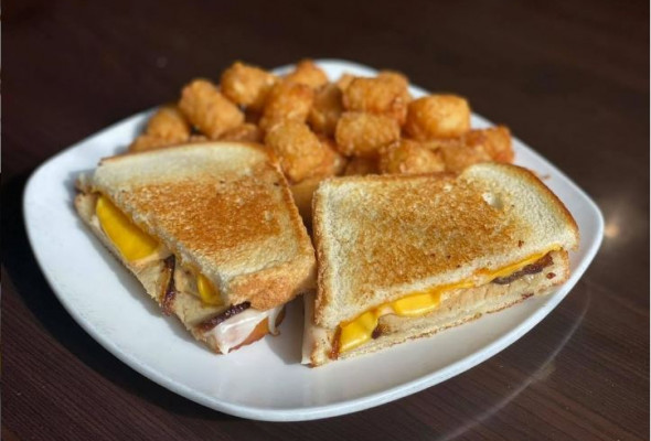 Little Piggy (Grilled Cheese Sandwich)