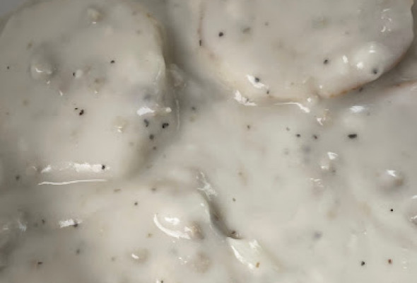Homemade Biscuits & Gravy (1/2 order)