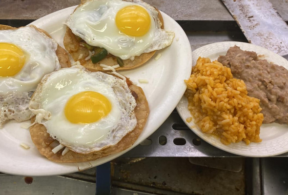 Huevos Rancheros w/Beans & Pork