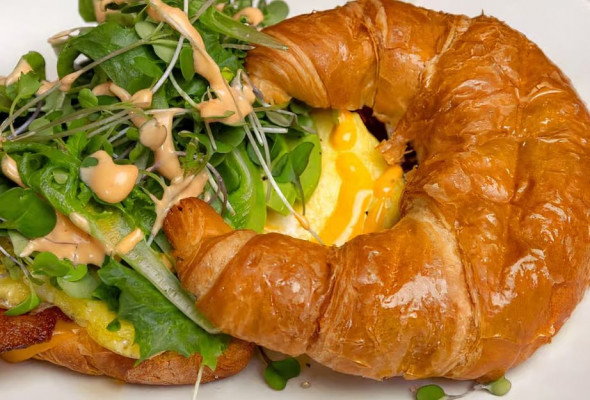 Avocado Aioli Croissant