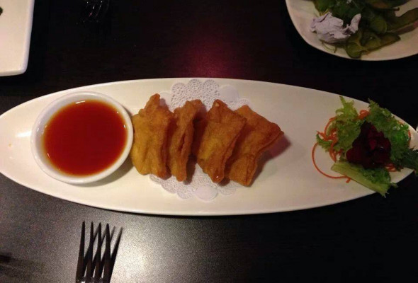 Crab Rangoon (4pcs) Appetizer